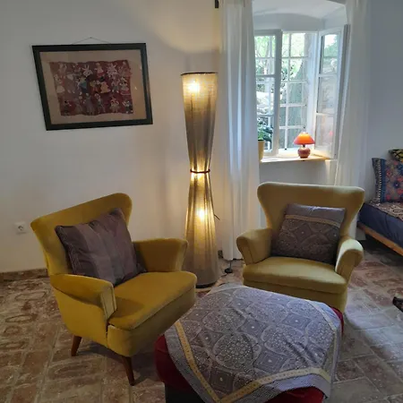 Casa Lin & Casa Blanca Guest house 2*