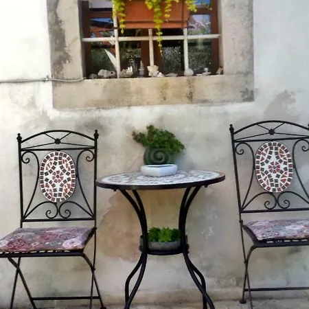 Guest house Casa Lin & Casa Blanca 2*