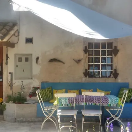 Casa Lin & Casa Blanca Guest house 2*