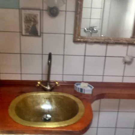 Guest house Casa Lin & Casa Blanca 2*