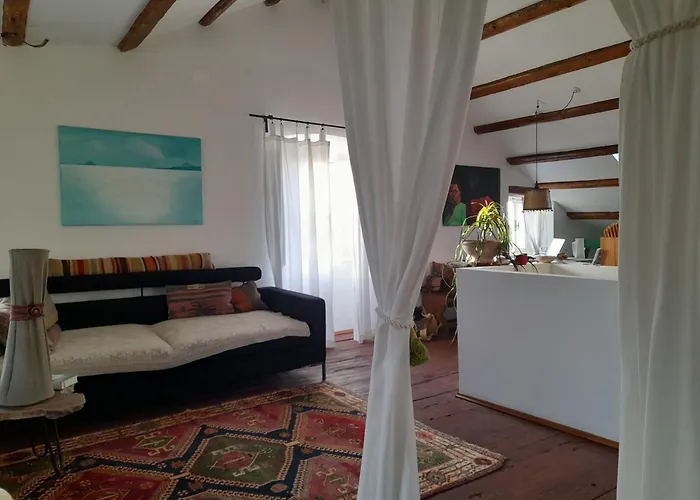 Konukevi Casa Lin & Casa Blanca Nerezine