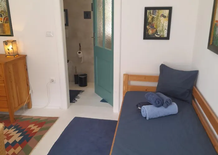 Casa Lin & Casa Blanca Konukevi Nerezine