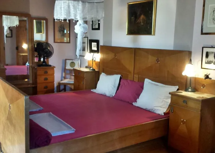 Casa Lin & Casa Blanca Konukevi Nerezine